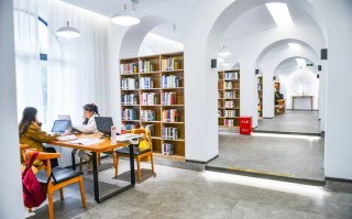 寝室情景短剧楼下的告白，寝室楼下表白